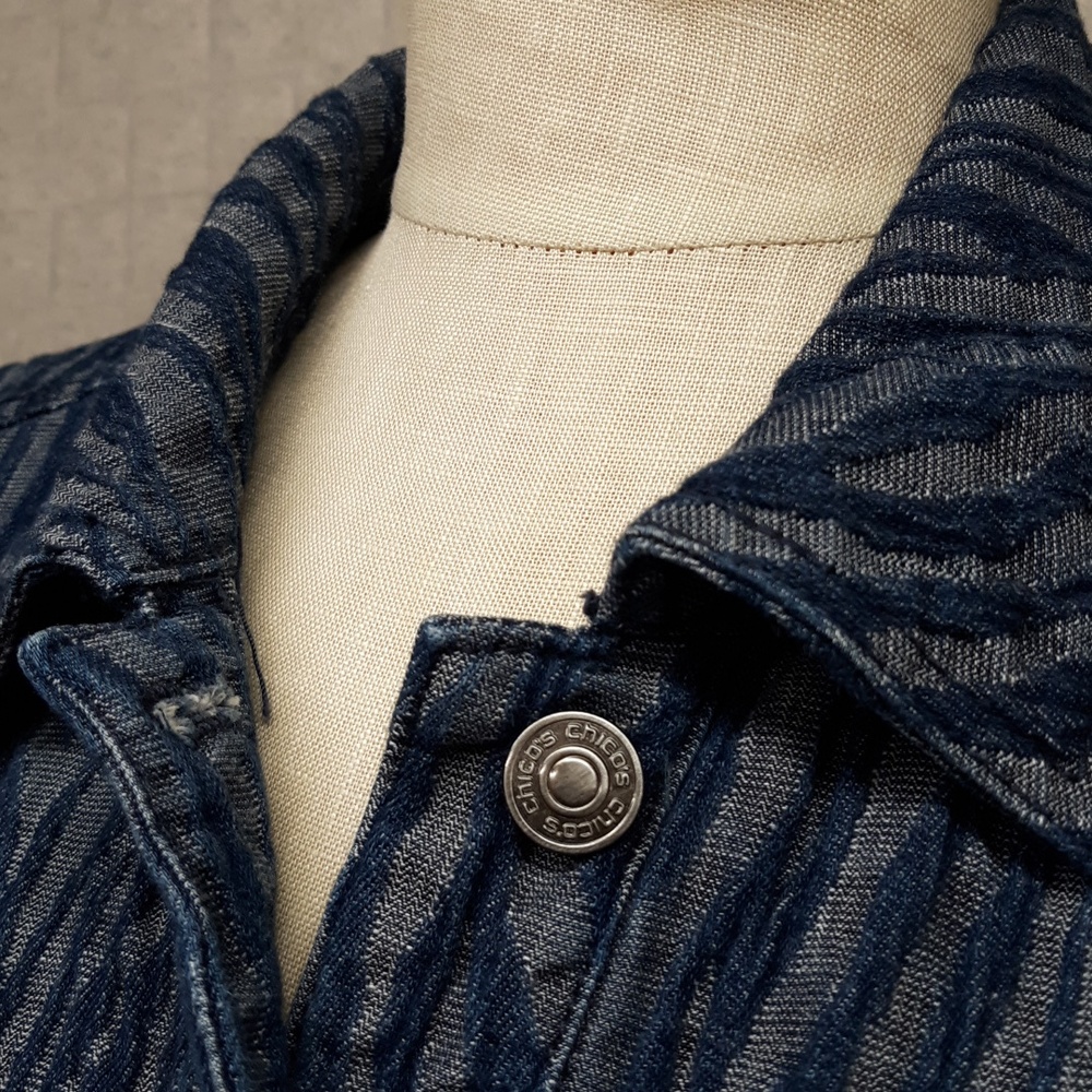 Chico's Blue Zebra Print Button Front Topper Jacket - Picture 4 of 5